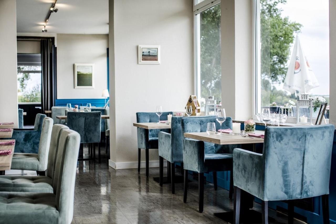 Hotel Faehrhaus Km734 Düsseldorf Dış mekan fotoğraf