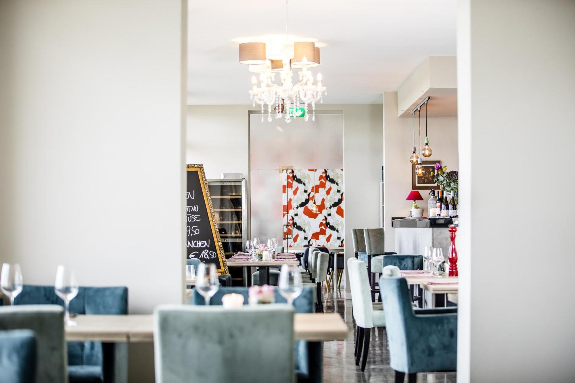 Hotel Faehrhaus Km734 Düsseldorf Dış mekan fotoğraf