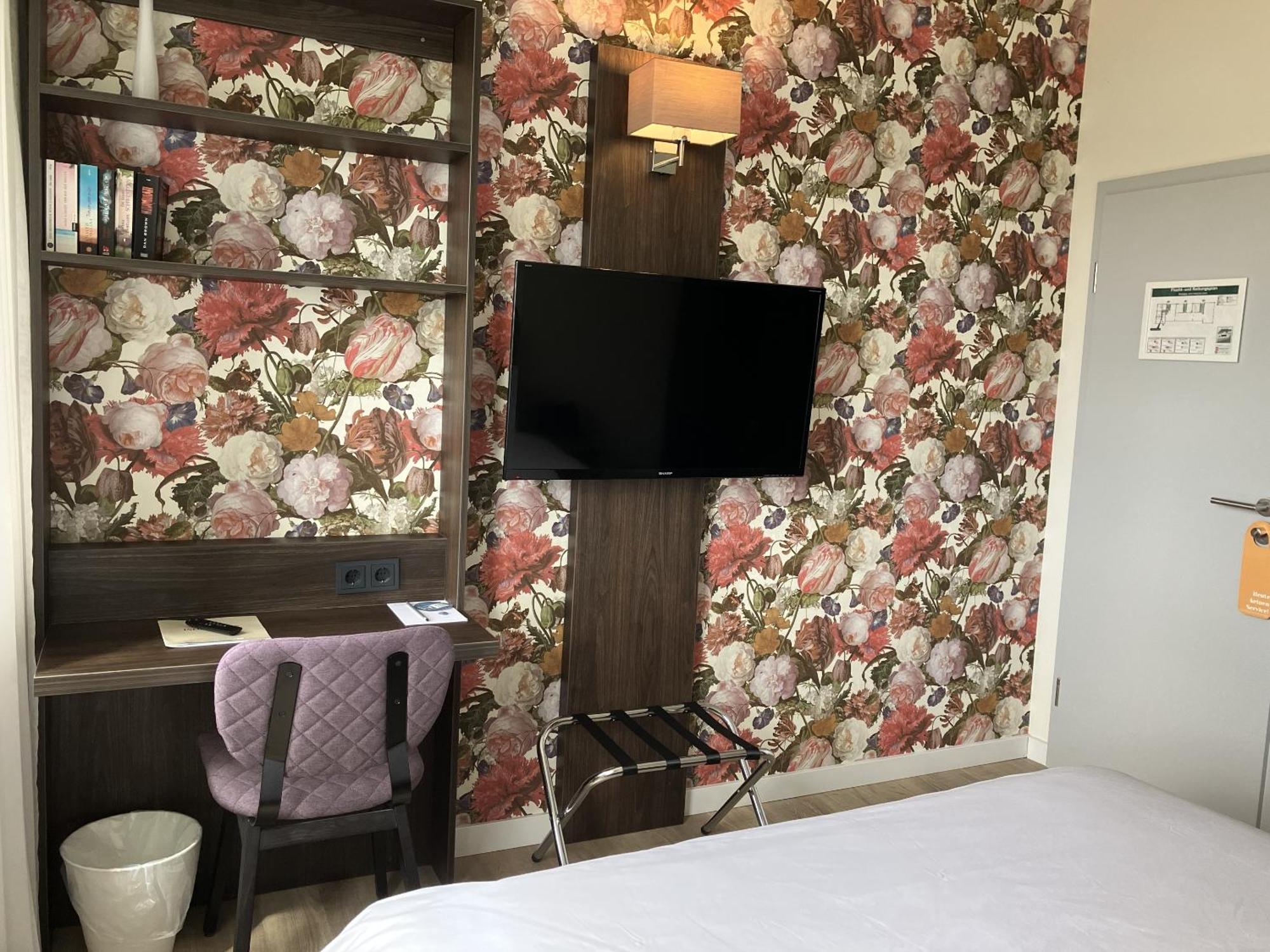 Hotel Faehrhaus Km734 Düsseldorf Oda fotoğraf