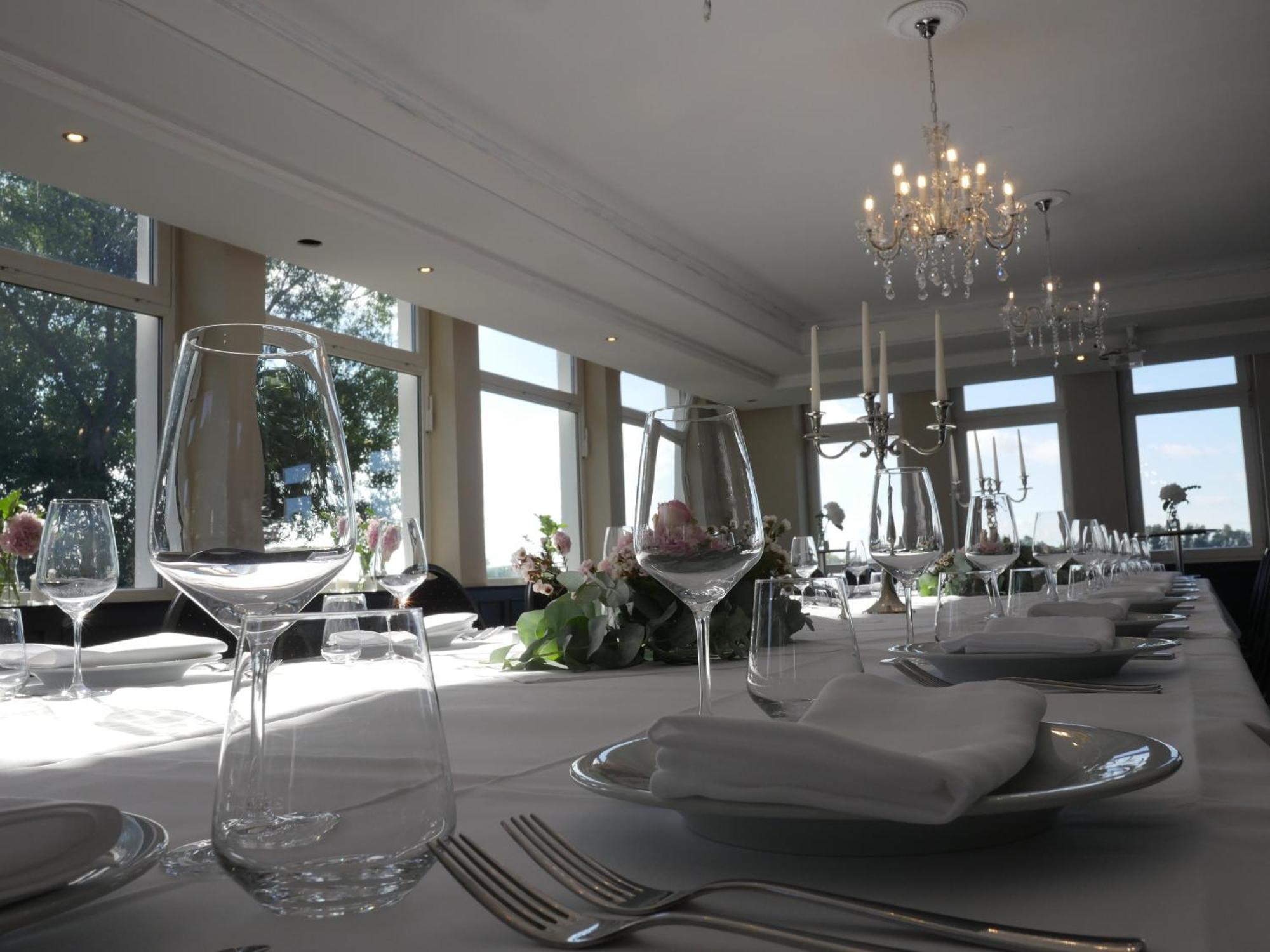 Hotel Faehrhaus Km734 Düsseldorf Dış mekan fotoğraf